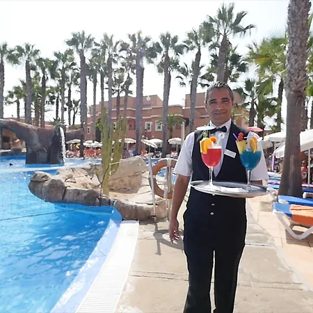 Hotel Playacapricho 4*